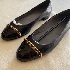 Stuart Weizman black flats with metal chain decorations, size 9, new never worn
